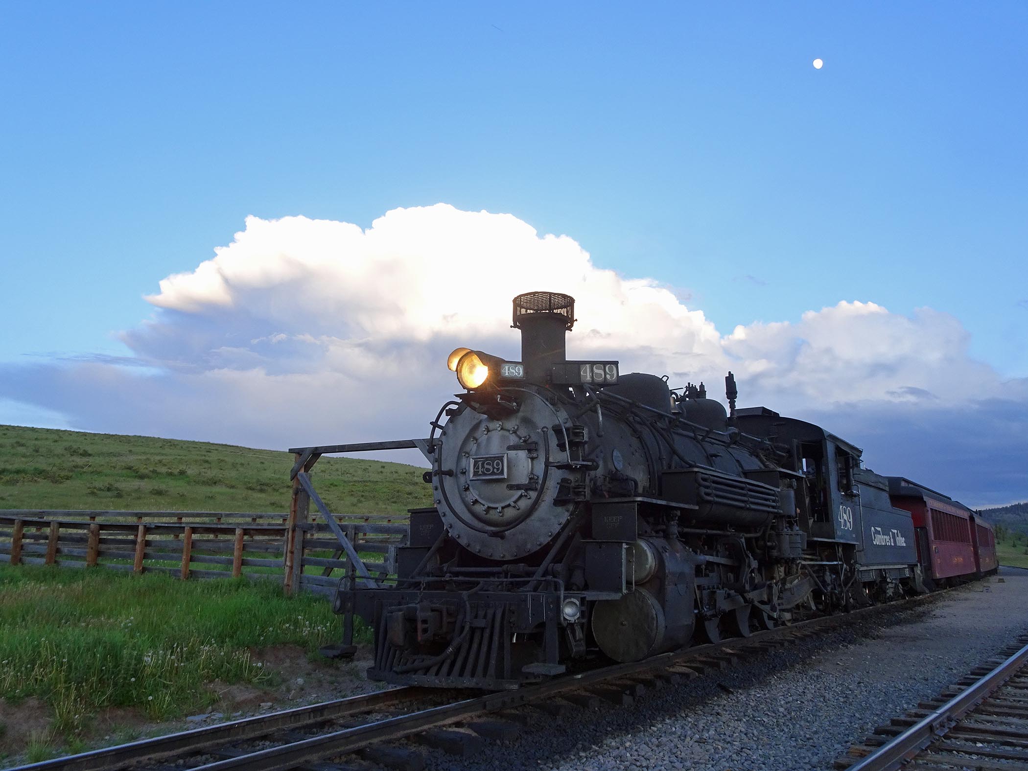 Historical railroad photo collections background image of a train depot